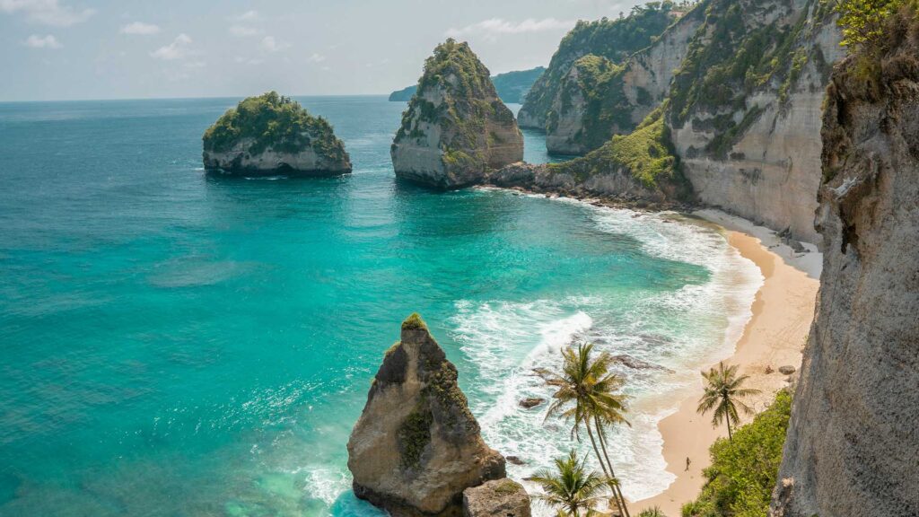 clift view east nusa penida bali