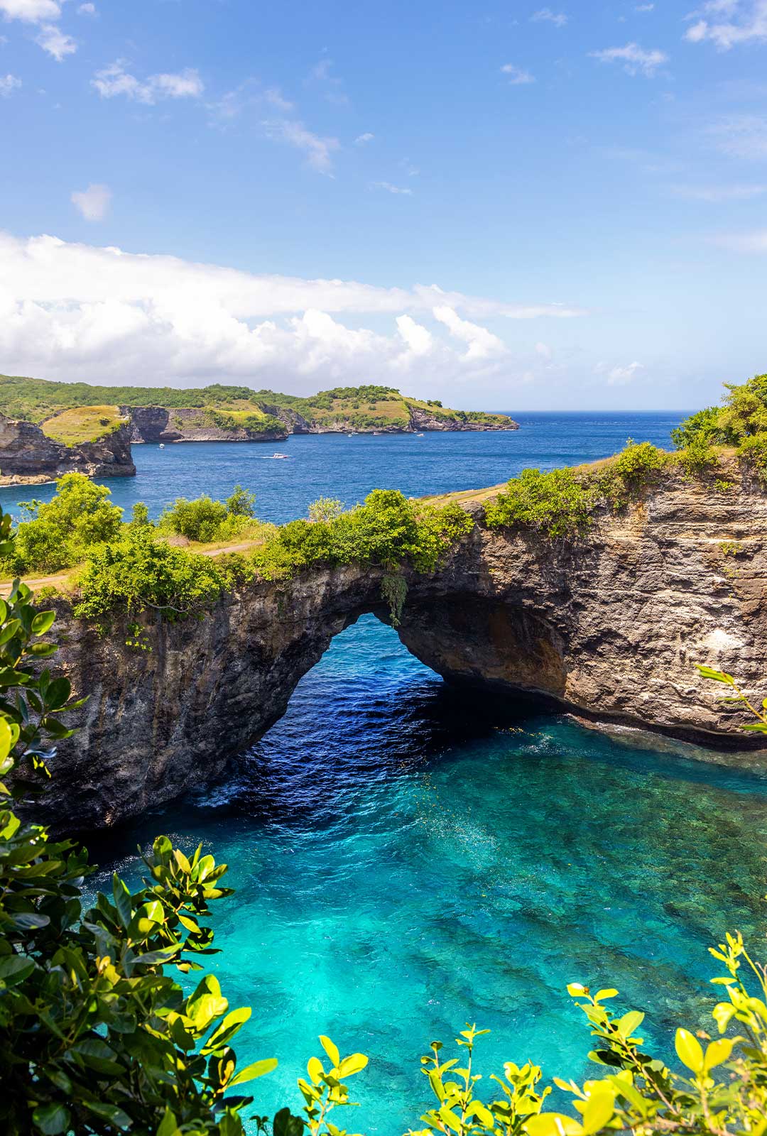 potrait broken beach