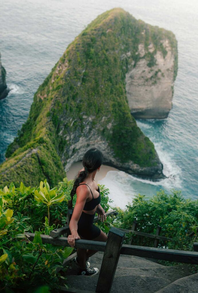 Tourist in t - rex Nusa penida island