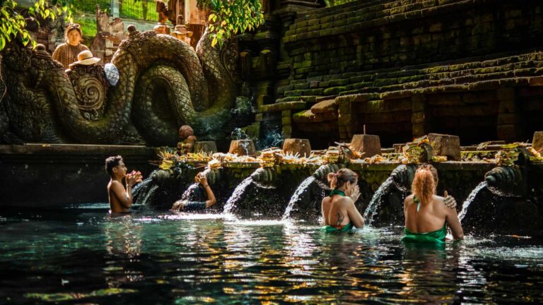 Tirta Empul Temple Guide: Holy Water Ritual, History & Travel Tips