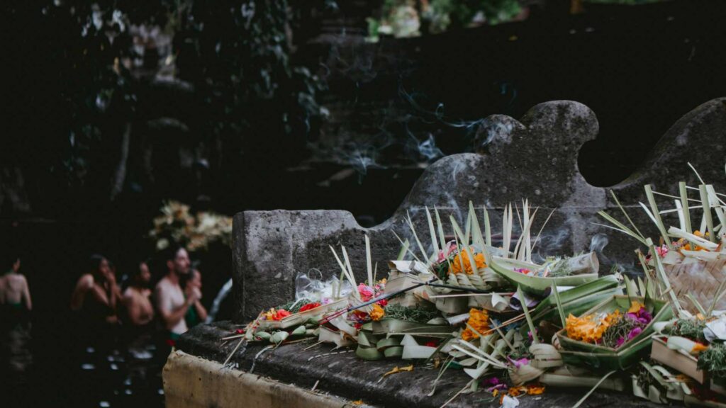 canang sari in temple