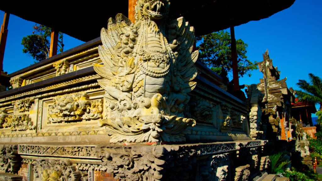 ubud art temple art