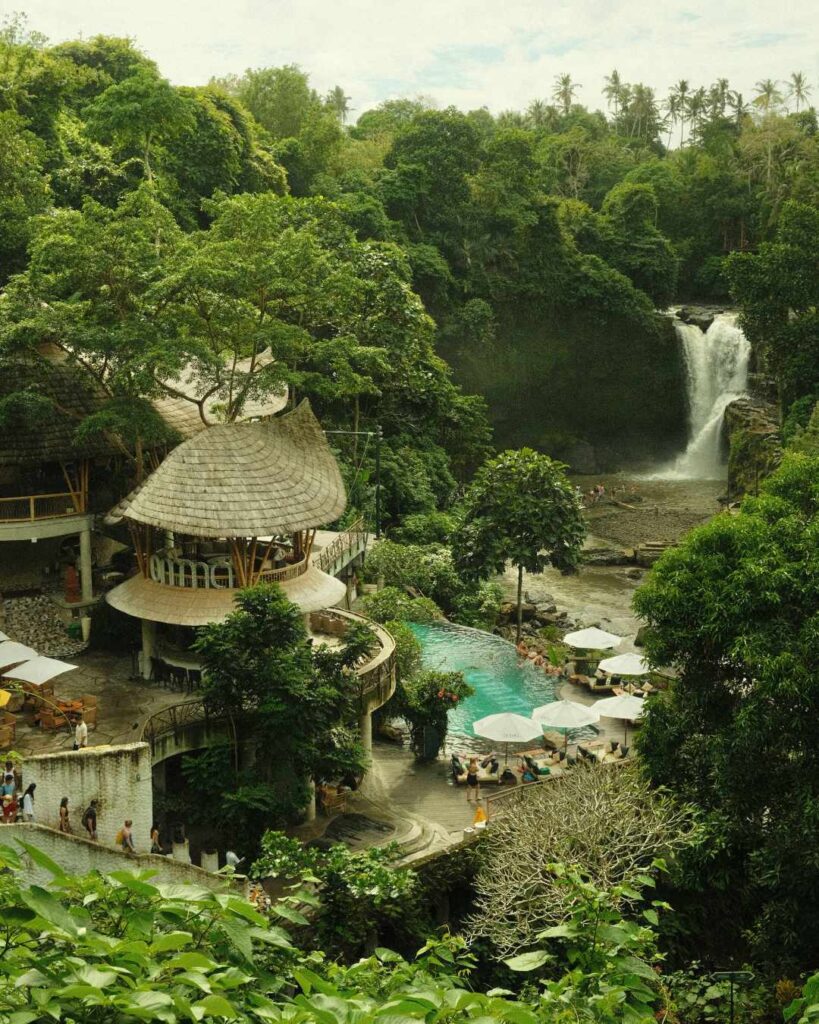 Tegenungan Waterfall Swing