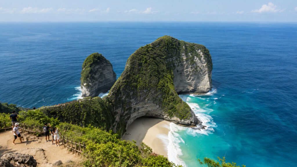 klingking beach nusa penida