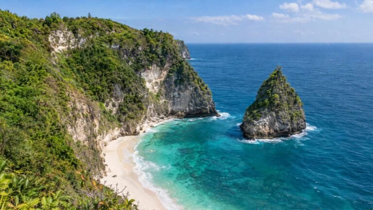 Suwehan Beach Nusa Penida
